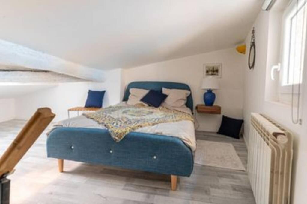 Le Charme Du Medieval Dans Un Appartement Cosy Hyères Buitenkant foto